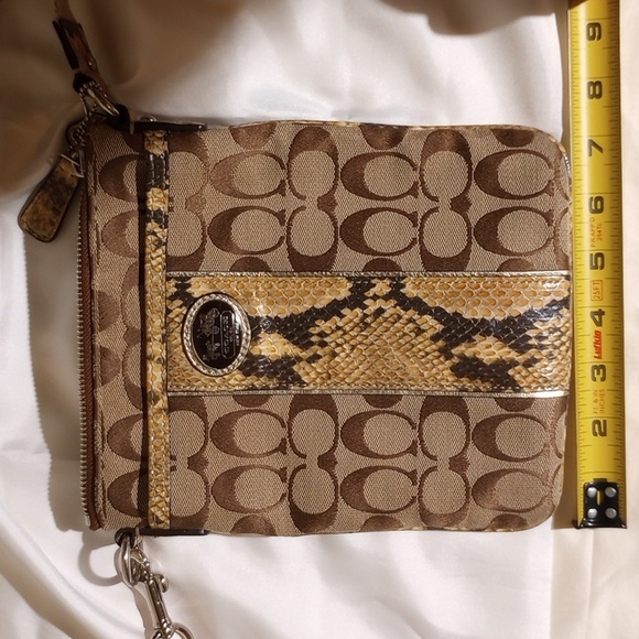 Signiture Python 🔥 Coach Crossbody - Picture 14 of 14